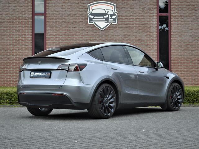 Tesla Model Y Performance AWD | Quicksilver