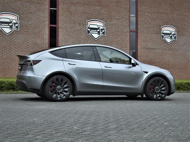 Tesla Model Y Performance AWD | Quicksilver
