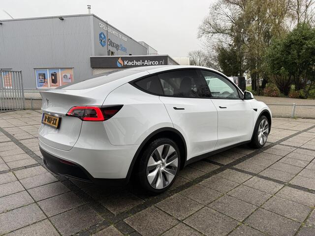 Tesla Model Y Range Plus | Autopilot | Panorama | Leder |