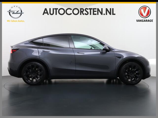 Tesla Model Y RWD 60kWh LFP-Accu S.O.H. 96% Trekhaak Warmtepomp Lmv 20" Ambient Interieur Verlichting Adap.Cruise Navi Ecc Camera's Panoramadak Autopilot Stoel+Stuur+Achterbank Verwarming Elek.Achterklep Dodehoek detector Draadloze telefoonlader Origineel Nederlandse A