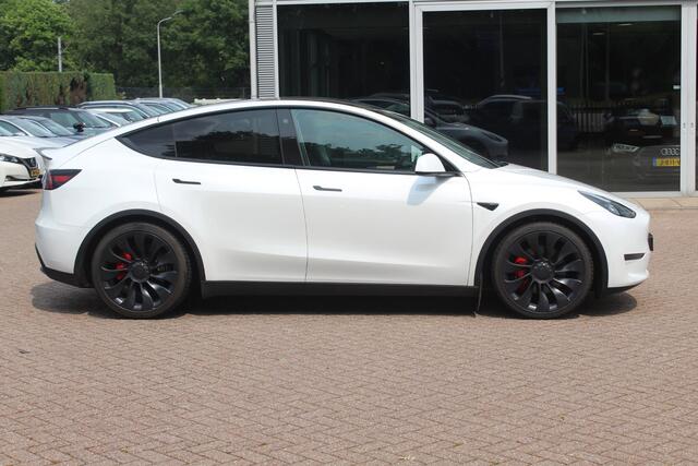 Tesla Model Y Performance AWD 75 kWh / Trekhaak / Autopilot / Panoramadak / Camera / 21'' / Keyless / Leder / Dodehoek / Navigatie / Stoelverwarming
