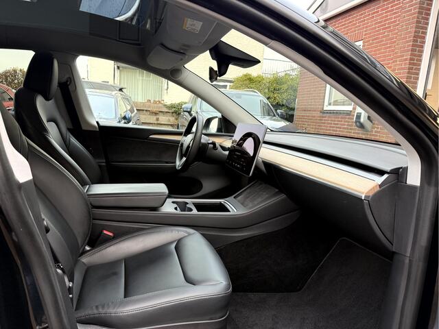 Tesla Model Y Performance AWD 75 kWh NL. Auto