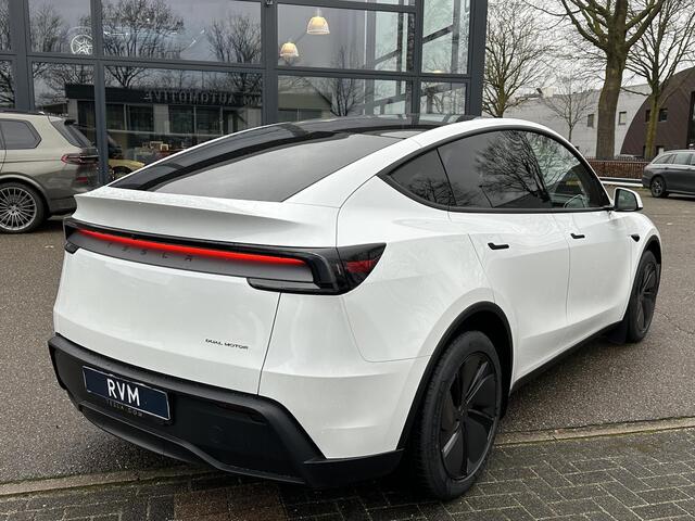 Tesla Model Y Premium Long Range AWD 75 kWh NIEUW MODEL| AUTOPILOT| VOLLEDIGE TESLA GARANTIE T/M 03/2029 OF 80.000KM| DE HOOGVOLTACCU EN AANDRIJFLIJN TOT 2033 of 192.000KM |