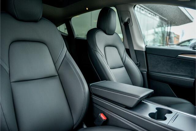 Tesla Model Y Long Range AWD 75 kWh ** 20inch ** Autopilot ** Custom Wrap