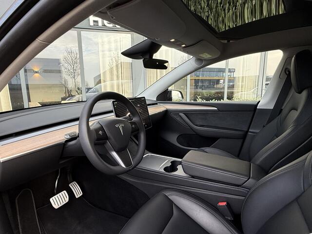 Tesla Model Y Performance AWD/ Turbine/ Autopilot