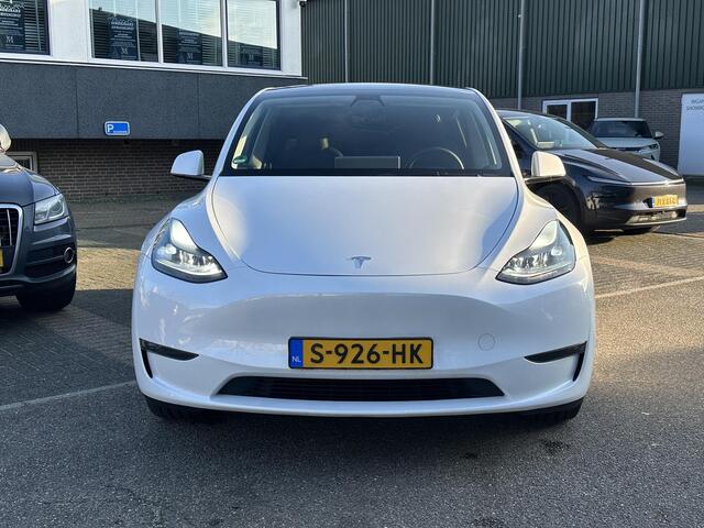 Tesla Model Y Long Range AWD 75 kWh | VAN: ¤39.900,- VOOR: ¤35.877,- UW EINDEJAARSVOORDEEL: ¤4.023,- | SOH 94% | ACCU PAKKET GARANTIE T/M 2031/160K KM | 12 MAANDEN BOVAG GARANTIE | VOOR & ACHTER STOELEN VERWARMD | STUURWIEL VERWARMD | PANO DAK | ELKT. ACHTERKLEP | STOE
