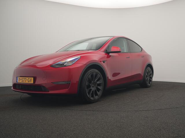 Tesla Model Y Long Range AWD 75 kWh - RIJKLAARPRIJS - All Seasonbanden - Rondomzicht Camera - Panoramadak - Stuur- en Stoelverwarming!