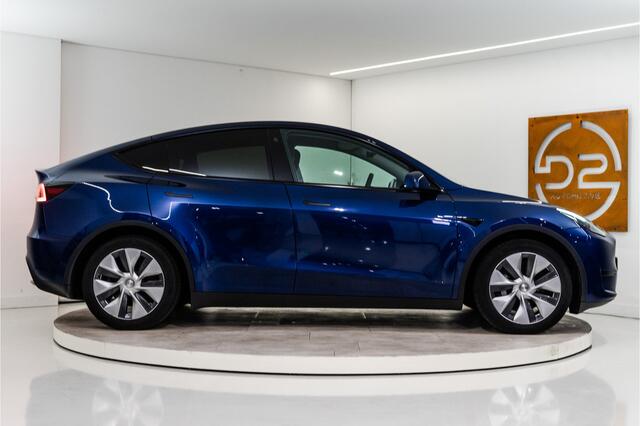 Tesla Model Y RWD 58 kWh 300PK | Incl. BTW | NL AUTO | 1e Eig.+NAP | Pano | Full Self Driving | 12 MND Garantie