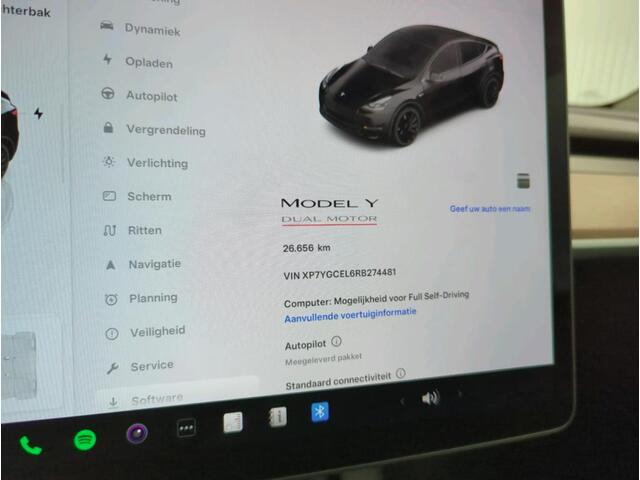 Tesla Model Y Performance AWD 75 kWh | Dual Motor Performance | Black Optic pakket | Trekhaak | Panoramaraam | NL-Auto