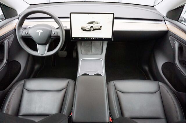 Tesla Model Y Long Range AWD 75kWh SOH 93% Trekhaak