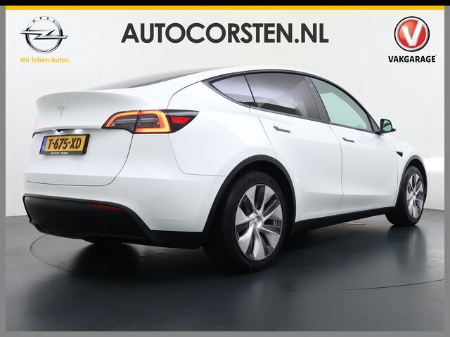 Tesla Model Y RWD Warmtepomp LFP-Accu Leer Lmv Camera's Pano-dak Adap.Cruise Navi Ecc Autopilot Stoel+Stuur+Achterbank Verwarming Elek.Achterklep Dodehoek detector Draadloze telefoonlader SOH 93% 1e Eigenaar Origineel Nederlandse Auto 1.600KG Trekgewicht