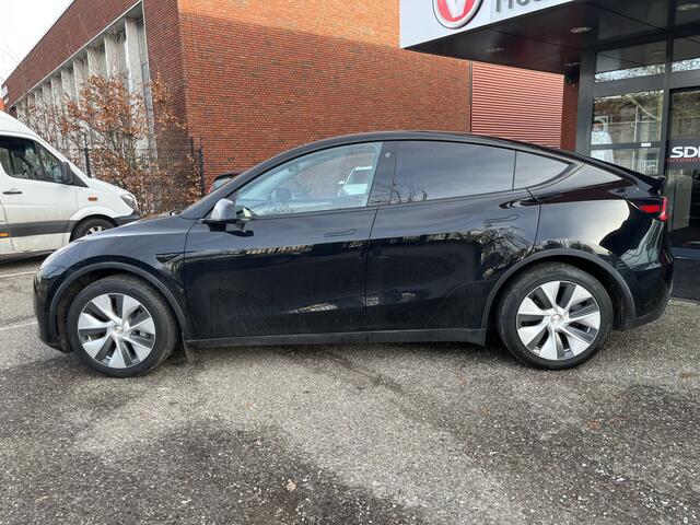 Tesla Model Y Standard Range SR RWD 60 kWh 1e EIGENAAR // PANODAK // NAVI // ADAPTIVE CRUISE // CLIMA // AUTOPILOT // 360 CAMERA // LEDEREN BEKLEDING //