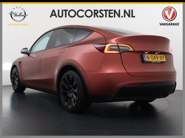Tesla Model Y Long Range AWD 514pk 75kWh Wrap/Ivoor 20"lm Leer Panodak Warmtepomp Matrix-LED Autopilot FSD-Computer 3 Elektr.Stuur+Stoel+Verwarmd Navi Ecc Premium Audio Keyless Priv.Glass Camera's Elektr.AchterKlep Parkeer Assistent Sentry-Mode Privacyglas Bluetooth Do