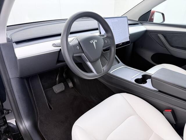 Tesla Model Y Long Range AWD 514pk 75kWh Wrap/Ivoor 20"lm Leer Panodak Warmtepomp Matrix-LED Autopilot FSD-Computer 3 Elektr.Stuur+Stoel+Verwarmd Navi Ecc Premium Audio Keyless Priv.Glass Camera's Elektr.AchterKlep Parkeer Assistent Sentry-Mode Privacyglas Bluetooth Do