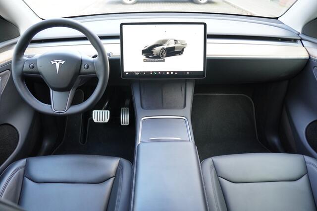 Tesla Model Y Performance AWD 75 kWh / BTW / Autopilot / Panorama / Camera / Youtube / Stuurverwarming /