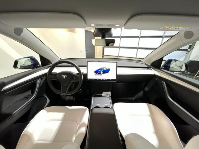 Tesla Model Y Long Range AWD 75 kWh Panoramadak | Wit leder!