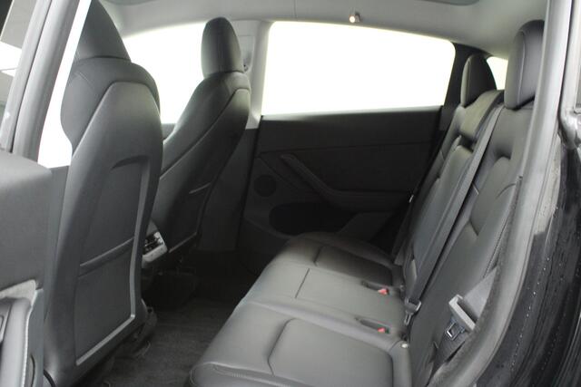 Tesla Model Y RWD 58 kWh | Autopilot | Panoramadak | Camera 360 | Nederlandse Auto