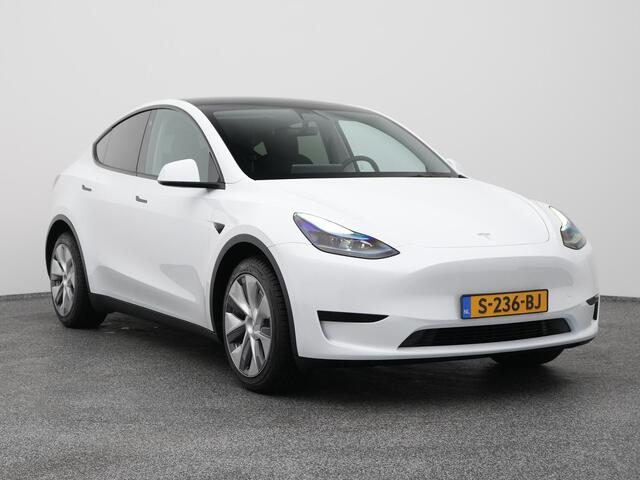 Tesla Model Y RWD 58 kWh | PANO | CAMERA | AUTOPILOT | KEYLESS | STOELVERWARMING