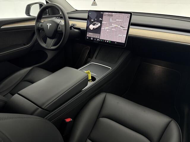 Tesla Model Y Long Range AWD 75 kWh | SOH 89% | Snelladen | Autopilot | Pano | Memory | Camera | Stoel/Stuurverw.