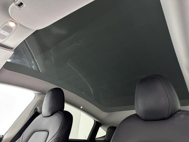 Tesla Model Y Long Range AWD 75 kWh [ 3-Fase ] {SOH-81%} (INCL-BTW) Aut. *PANO | AUTO-PILOT | LEATHER | NAVI-FULLMAP | MATRIX-LED | KEYLESS | CAMERA | DAB+ | HEATED-COMFORTSEATS | PRIVACY-GLASS | TOPVIEW | 20''ALU | TOWBAR*