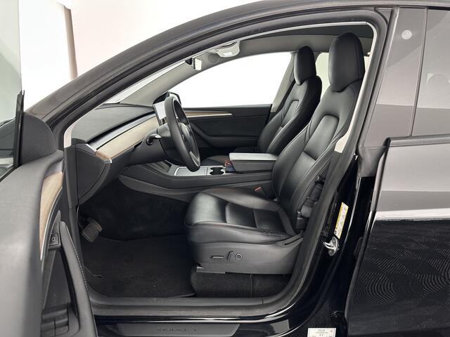 Tesla Model Y Long Range AWD 75 kWh [ 3-Fase ] {SOH-81%} (INCL-BTW) Aut. *PANO | AUTO-PILOT | LEATHER | NAVI-FULLMAP | MATRIX-LED | KEYLESS | CAMERA | DAB+ | HEATED-COMFORTSEATS | PRIVACY-GLASS | TOPVIEW | 20''ALU | TOWBAR*