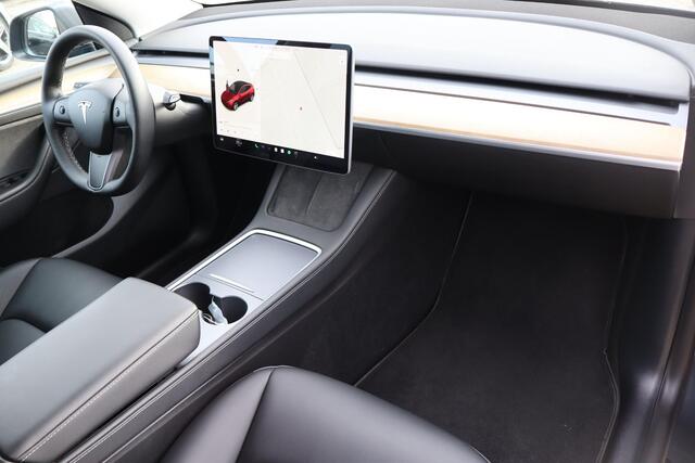 Tesla Model Y Long Range AWD 75 kWh 87,3% SOH, Autopilot computer 3.0, Warmtepomp, 360 Camera,