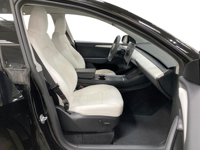 Tesla Model Y Performance 462pk AWD 75 kWh FSD Full Self Driving *BTW* NLauto 21" LMV