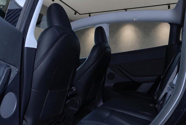 Tesla Model Y RWD 58 kWh Auto Pilot 3 l Trekhaak l AMD RYZEN