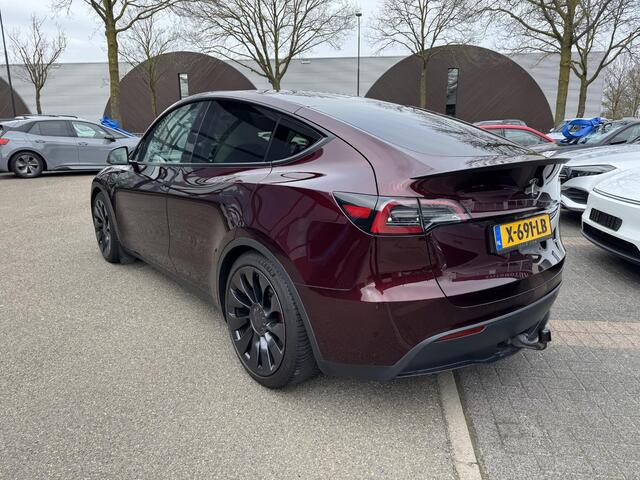 Tesla Model Y Performance AWD 75 kWh AFNEEMBARE TREKHAAK| CHERRY RED| VOLLEDIGE TESLA GARANTIE TOT 14-12-2027 OF 80K KM|1STE EIGENAAR ORIG. NL| AUTOPILOT| STOELVERWARMING VOOR + ACHTER|