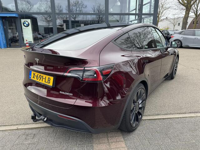 Tesla Model Y Performance AWD 75 kWh AFNEEMBARE TREKHAAK| CHERRY RED| VOLLEDIGE TESLA GARANTIE TOT 14-12-2027 OF 80K KM|1STE EIGENAAR ORIG. NL| AUTOPILOT| STOELVERWARMING VOOR + ACHTER|