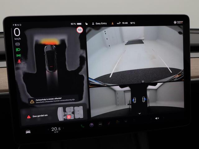 Tesla Model Y RWD 58 kWh 238 Pk | Trekhaak | Panoramadak | Stoel/Stuur Verwarming | 360° Camera | Adaptive Cruise | 56.403 Km !!