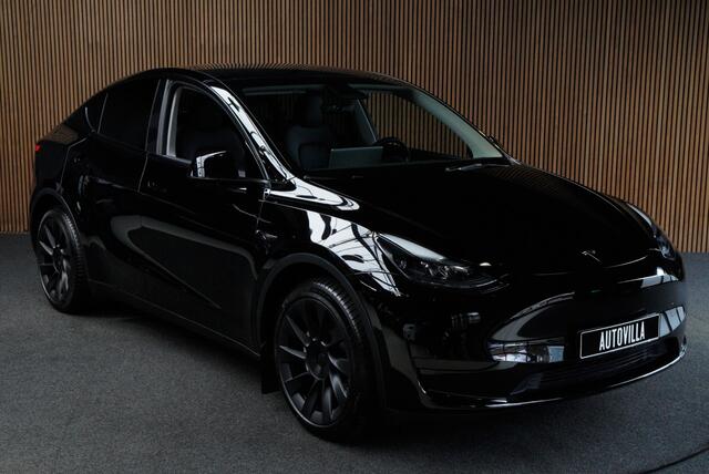 Tesla Model Y SOH: 94,7% Navi 360° Leer ACC Autopilot PDC Elektr. achterklep Stoelverwarmimg voor en achter Stuurverwarming Optie: Full Self-Driving Capability BTW auto