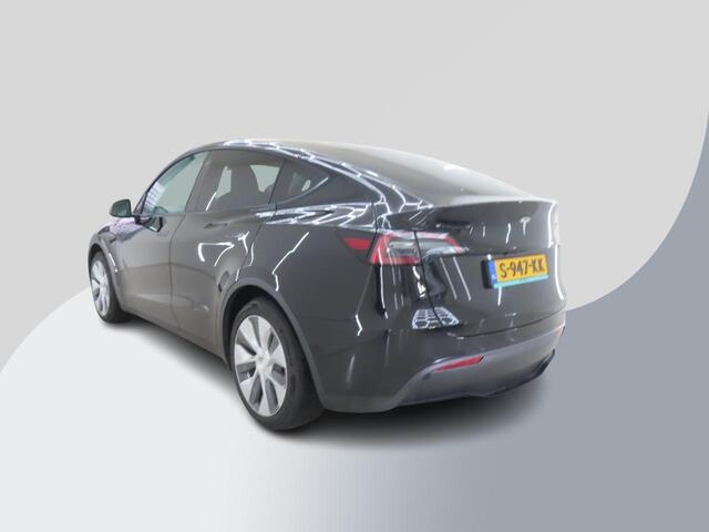 Tesla Model Y RWD 58 kWh | 43.000 KM | SOH 92,8% | AutoPilot | Panorama - Dak | WORDT VERWACHT!