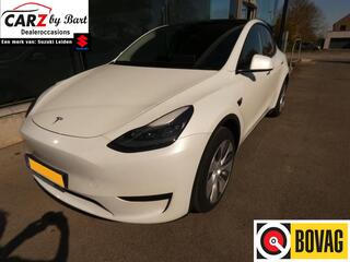 tesla-model-y-rwd-60-kwh-300-pk-mat