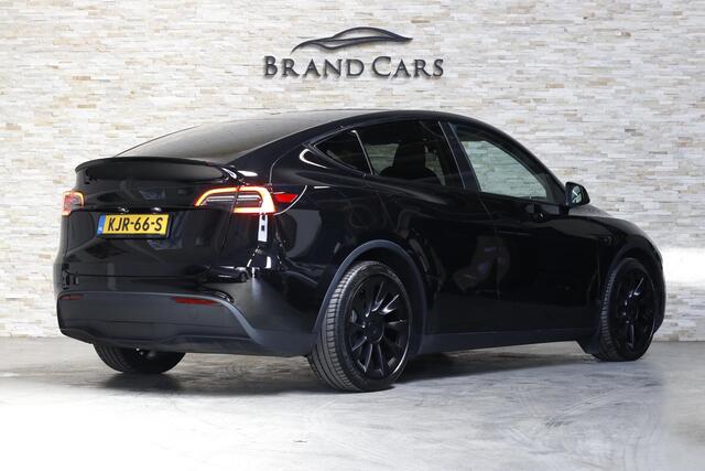Tesla Model Y RWD 58 kWh | TREKHAAK | 20" LM VELGEN | ZWARTE DETAILS |