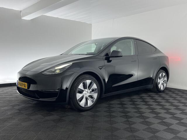 Tesla Model Y Long Range AWD 75 kWh [ 3-Fase ] {SOH-91%} (INCL.BTW) Aut. *PANO | LEATHER | AUTO-PILOT | NAVI-FULLMAP | MATRIX-LED | KEYLESS | CAMERA | DAB+ | HEATED-COMFORTSEATS | PRIVACYGLASS | TOPVIEW*