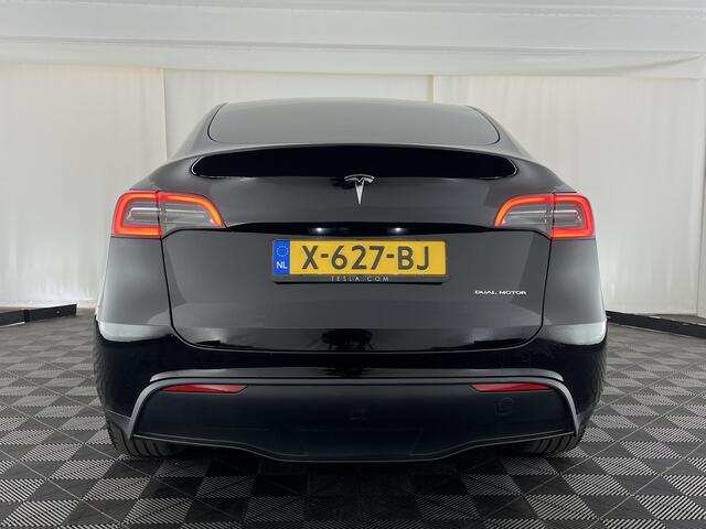 Tesla Model Y Long Range AWD 75 kWh [ 3-Fase ] {SOH-91%} (INCL.BTW) Aut. *PANO | LEATHER | AUTO-PILOT | NAVI-FULLMAP | MATRIX-LED | KEYLESS | CAMERA | DAB+ | HEATED-COMFORTSEATS | PRIVACYGLASS | TOPVIEW*