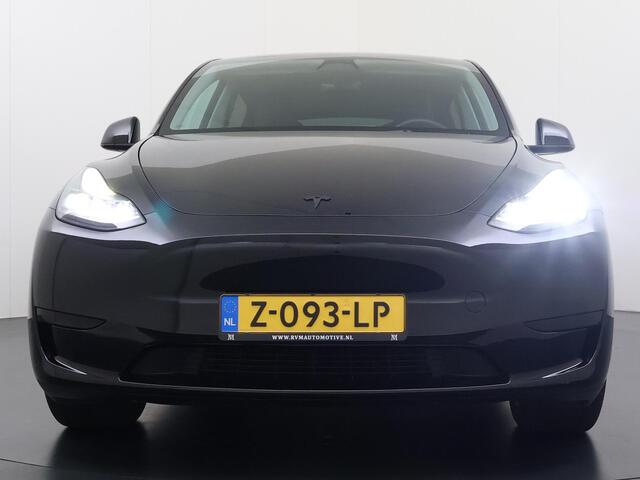 Tesla Model Y RWD 58 kWh AFNEEMBARE TREKHAAK | FABRIEKSGARANTIE OP ACCU & AANDRIJFLIJN TOT 03-2031 OF 160.000 KM | CARBON LIJSTEN |