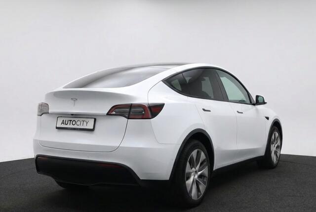 Tesla Model Y RWD 58 kWh | Origineel NL auto | Trekhaak afneembaar