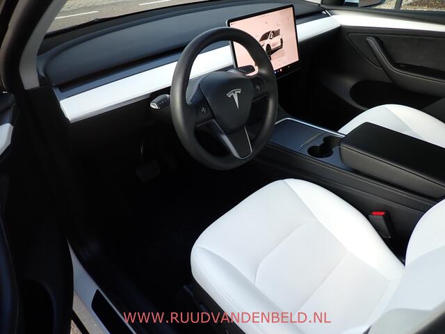 Tesla Model Y Long Range AWD 75kWh 90%SOH TREKHAAK + 20-INCH / PREMIUM-WHITE INTERIEUR