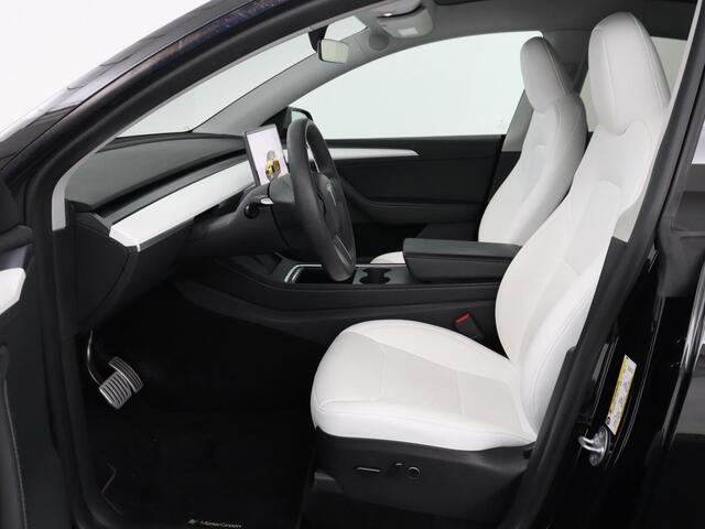 Tesla Model Y Performance AWD 75 kWh | SOH 94.8% | Traffic-Aware Cruise control | Leder | Achterbank verwarming | 21'' | Full LED | Panoramadak |