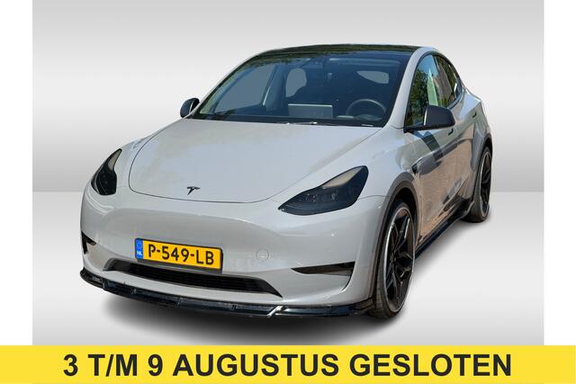 Tesla Model Y Long Range AWD 75 kWh / Autopilot / Panoramadak / Camera / 20'' / Keyless / Leder / Dodehoek / Navigatie / Stoelverwarming