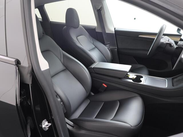 Tesla Model Y RWD 58 kWh | Panoramadak | 360° Camera | Stoelverwarming | Keyless Entry/Go | Elek. Stoelen | Climate Control | Elek. Achterklep |