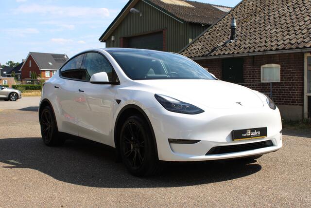 Tesla Model Y Long Range AWD 75 kWh SOh 91% PANO LEER LED 95000KM!!!