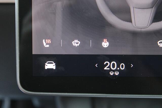 Tesla Model Y Long Range AWD 75 kWh SOh 90.6% LEER NAVI PANO 124000KM!!!