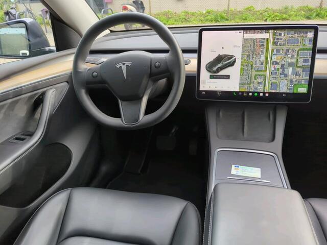 Tesla Model Y Long Range AWD 75 kWh NL-AUTO | PANODAK | LEDER | AUTOPILOT
