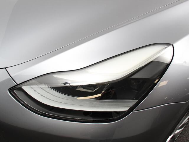 Tesla Model Y Long Range AWD 75 kWh Climate control Adaptieve cruise control Achteruitrijcamera Panoramadak Keyless Stuurverwarming Stoelverwarming LED Navigatie Parkeersensoren