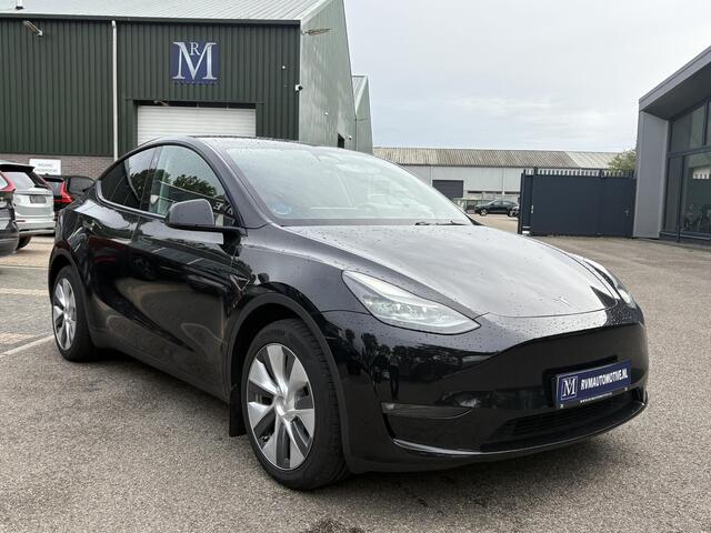 Tesla Model Y Long Range AWD 75 kWh VAN:40.900,- VOOR:37.440,- UW HERFSTVOORDEEL:3.460,- | SOH 94% | RIJKLAAR GELEVERD | AFNEEMBARE TREKHAAK |TESLA FABRIEKSGARANTIE TOT 06-2027 OF 80.000 KM | TESLA GARANTIE ACCU + AANDRIJFLIJN T/M 06-2031 OF 192.000 KM