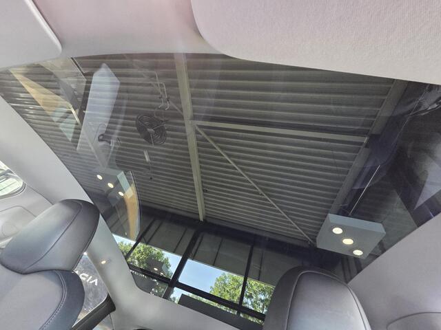 Tesla Model Y RWD 58 kWh / BTW Auto / FSD Full Self Driving / PANO / 360 Graden Camera / Stoel & Achterbankverwarming /