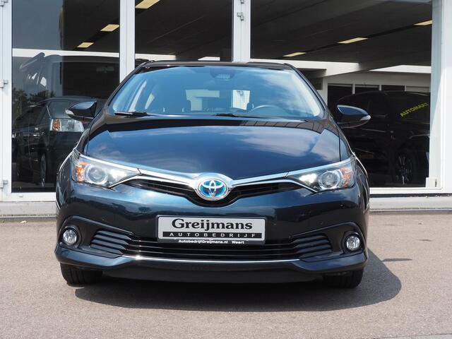 Toyota AURIS 1.8 Hybrid Now